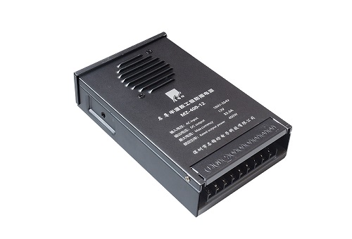 半灌膠電源有哪些優(yōu)勢？